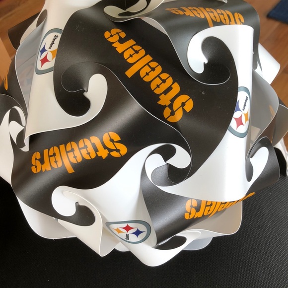 Lamp - Picture 3 of 3